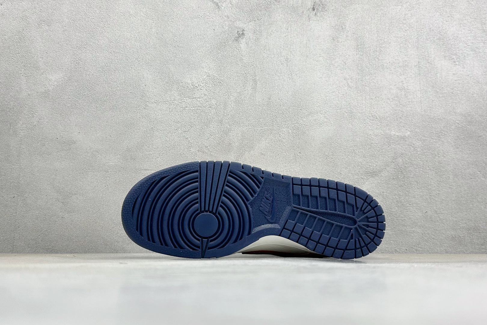 280 Nike Dunk Low 联名款 白红粉 复古休闲板鞋 XZ5899-112