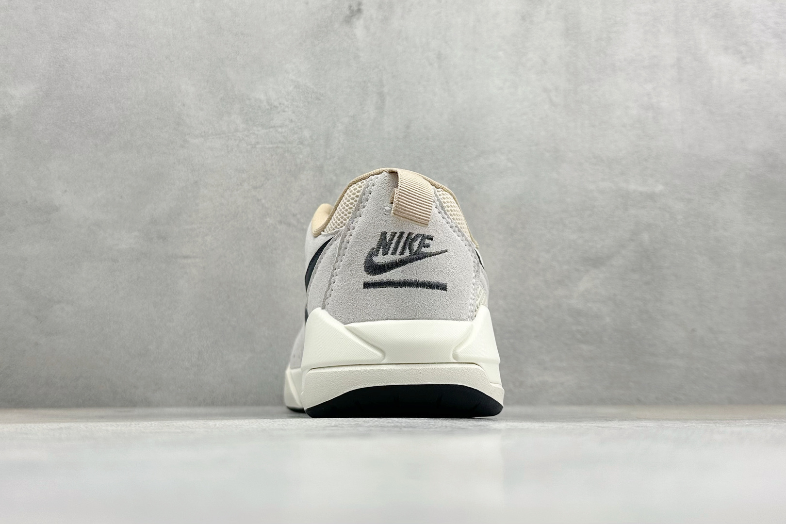 AD版Jordan CMFT ERA 舒适简约低帮运动板鞋 HJ6778-120 AD版Jordan CMFT ERA 舒适简约低帮运动板鞋 HJ6778-120