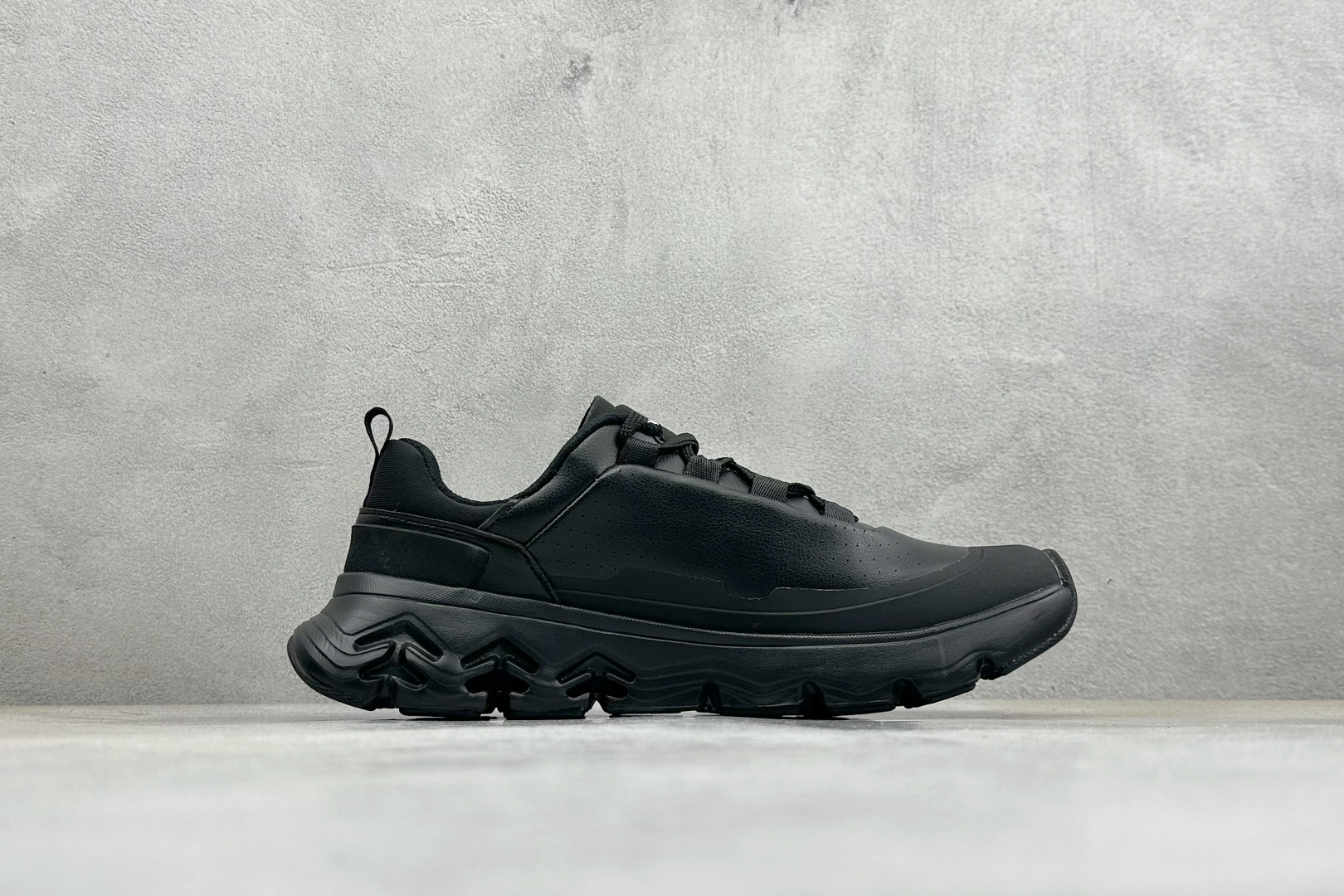 270 M版可隆KOLON LITCAMP GTX 防水支撑轻便回弹 低帮徒步鞋 LHFC5ST401-BK245