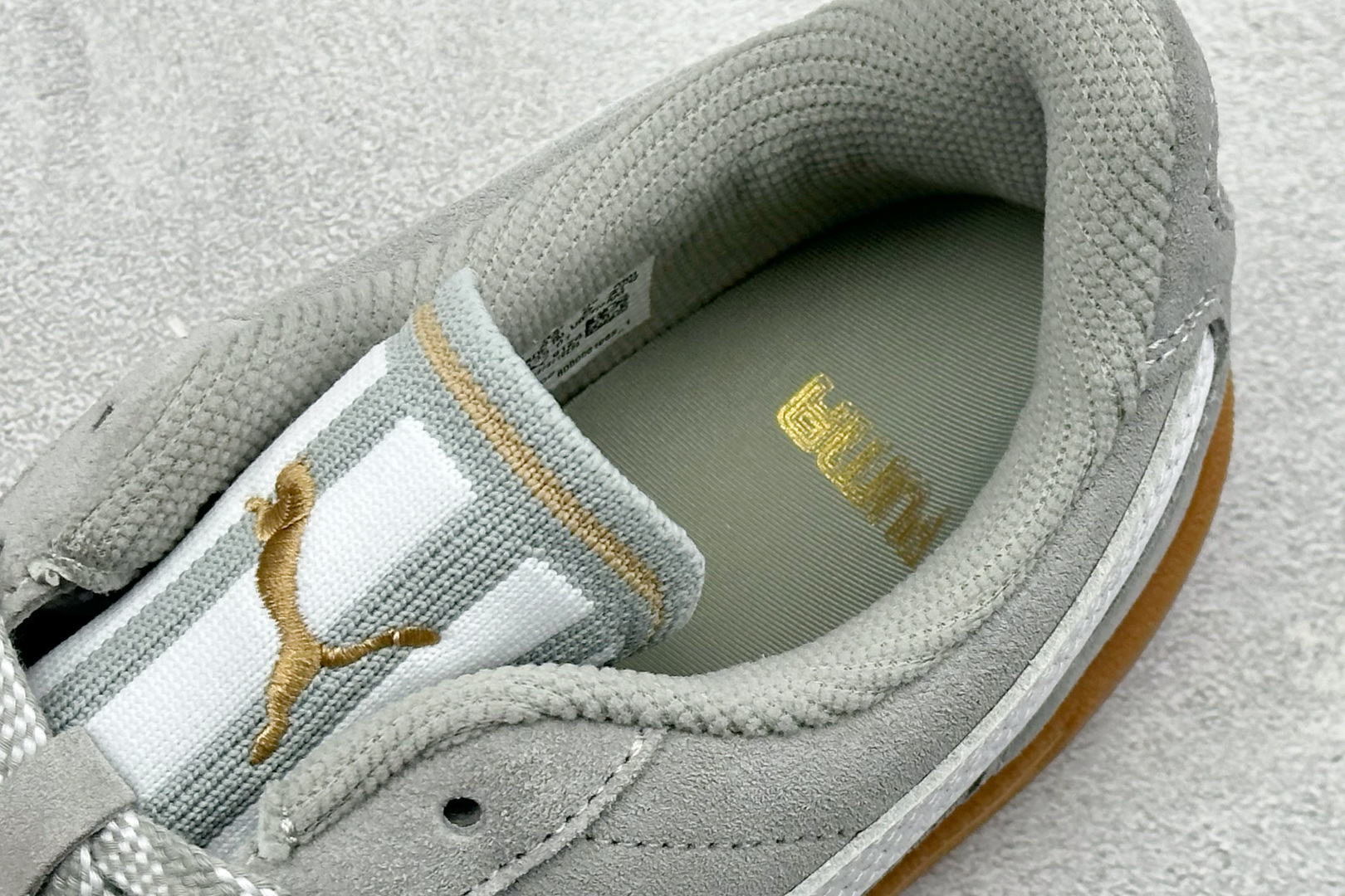 TPuma Palermo 复古单品彪马 防滑耐磨低帮德训板鞋 401123-01 TPuma Palermo 复古单品彪马 防滑耐磨低帮德训板鞋 401123-01