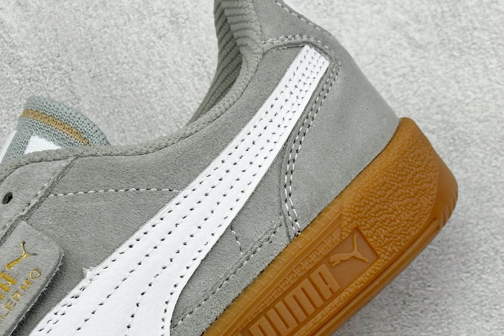 TPuma Palermo 复古单品彪马 防滑耐磨低帮德训板鞋 401123-01 TPuma Palermo 复古单品彪马 防滑耐磨低帮德训板鞋 401123-01