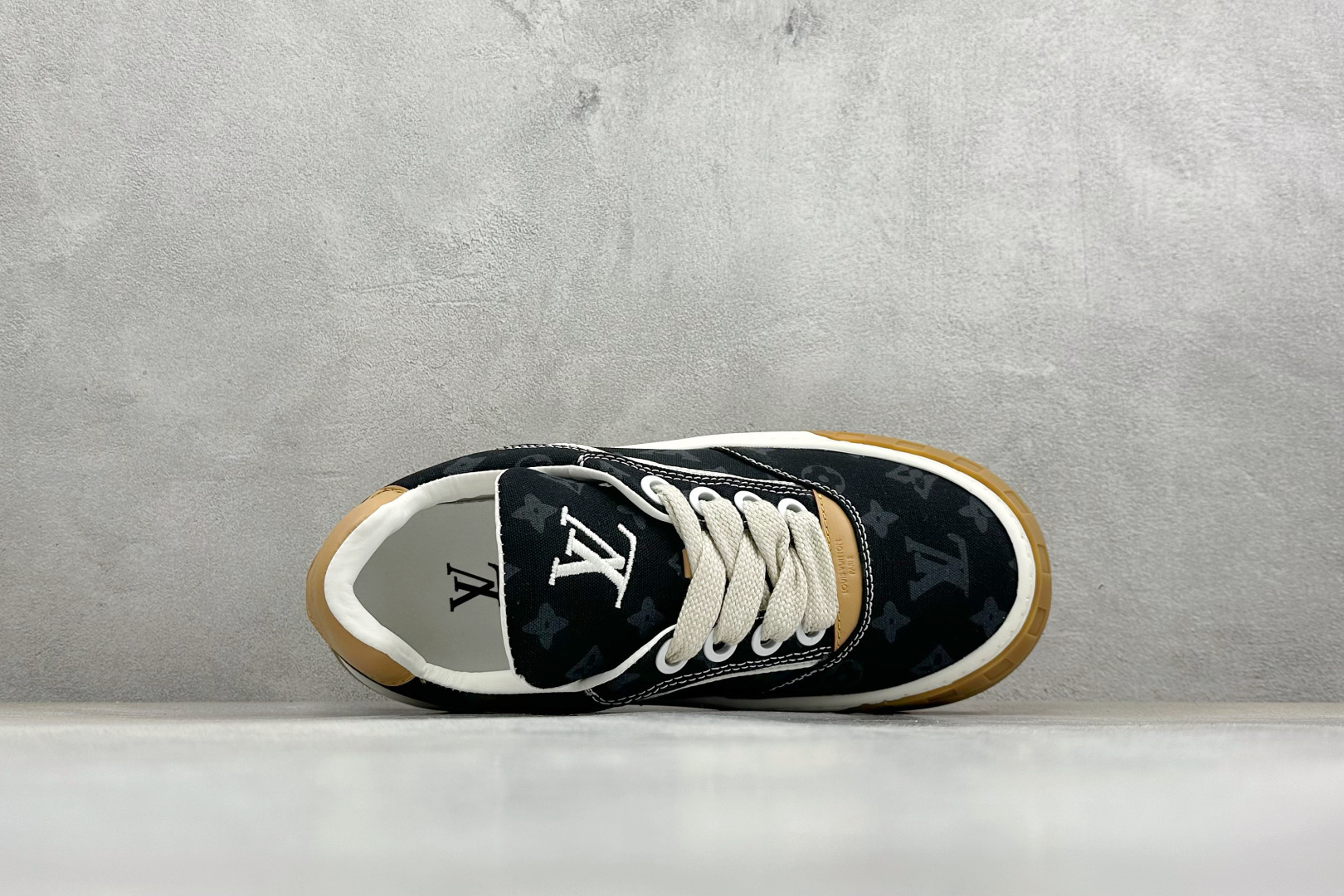 430 LOUIS VUITTON Tilted系列 广东原产 Monogram丹宁布鞋面 1AJ730