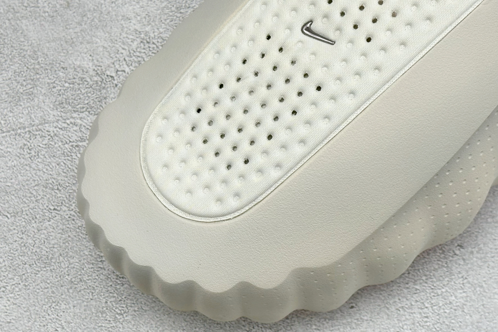 Nike Mind 001 神经科学足底按摩拖鞋 HQ4307-002 Nike Mind 001 神经科学足底按摩拖鞋 HQ4307-002