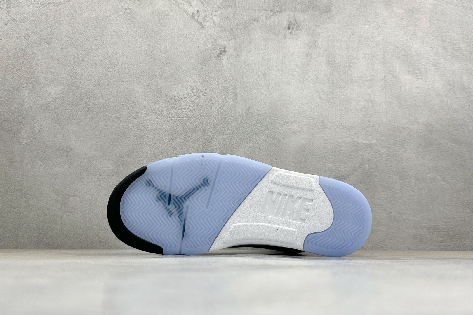 280 AD版Air Jordan 5 Retro 中帮复古篮球鞋 HQ7978-103