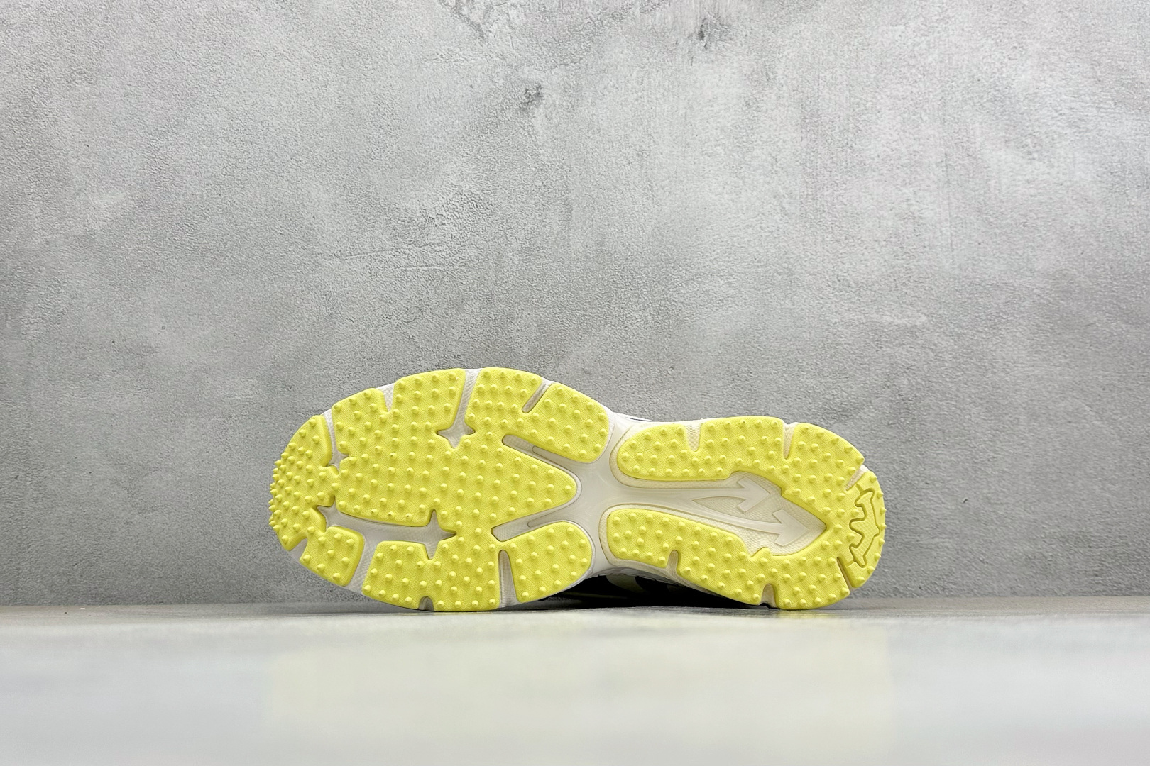 380 S版 Off-White 防滑耐磨透气性轻便跑鞋 OMIA295S26FAB006