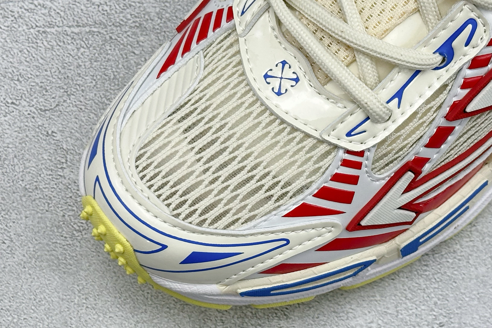 380 S版 Off-White 防滑耐磨透气性轻便跑鞋 OMIA295S26FAB006