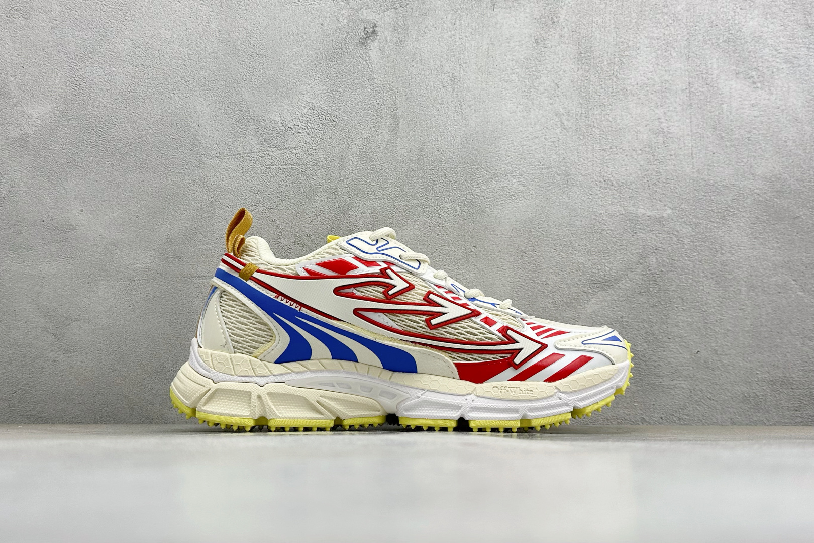 380 S版 Off-White 防滑耐磨透气性轻便跑鞋 OMIA295S26FAB006