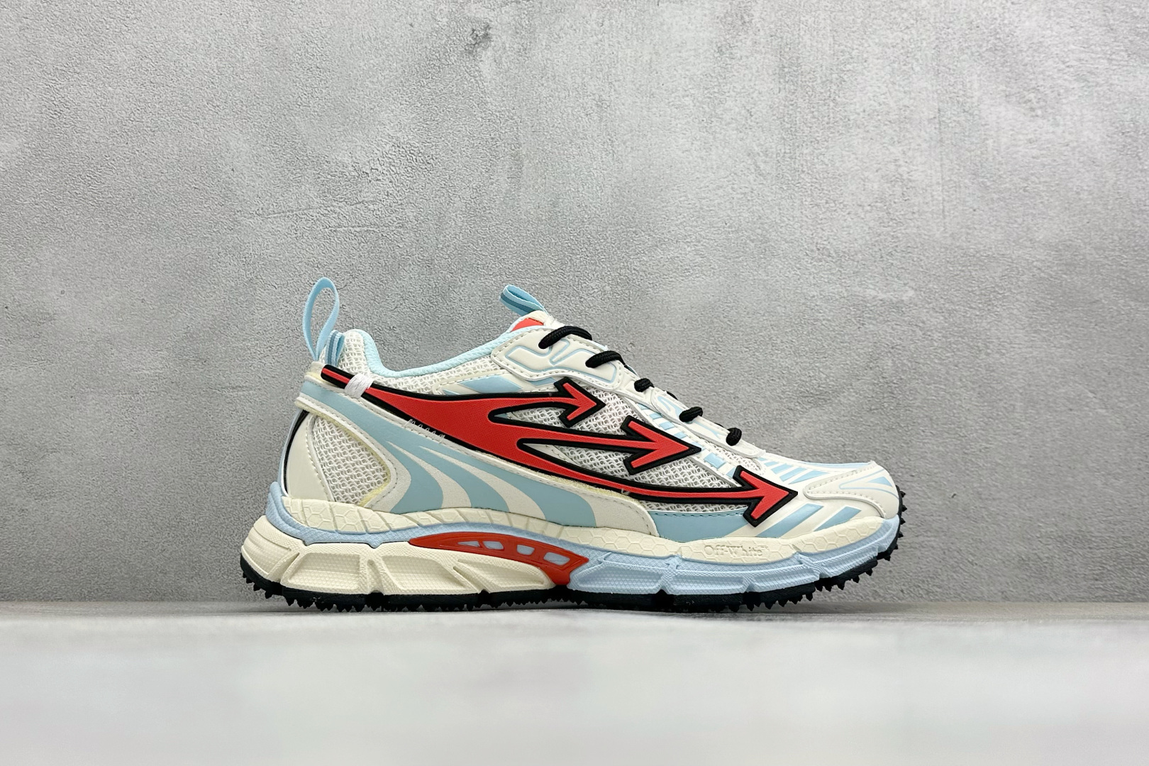 380 S版 Off-White 防滑耐磨透气性轻便跑鞋 OMIA295S26FAB005