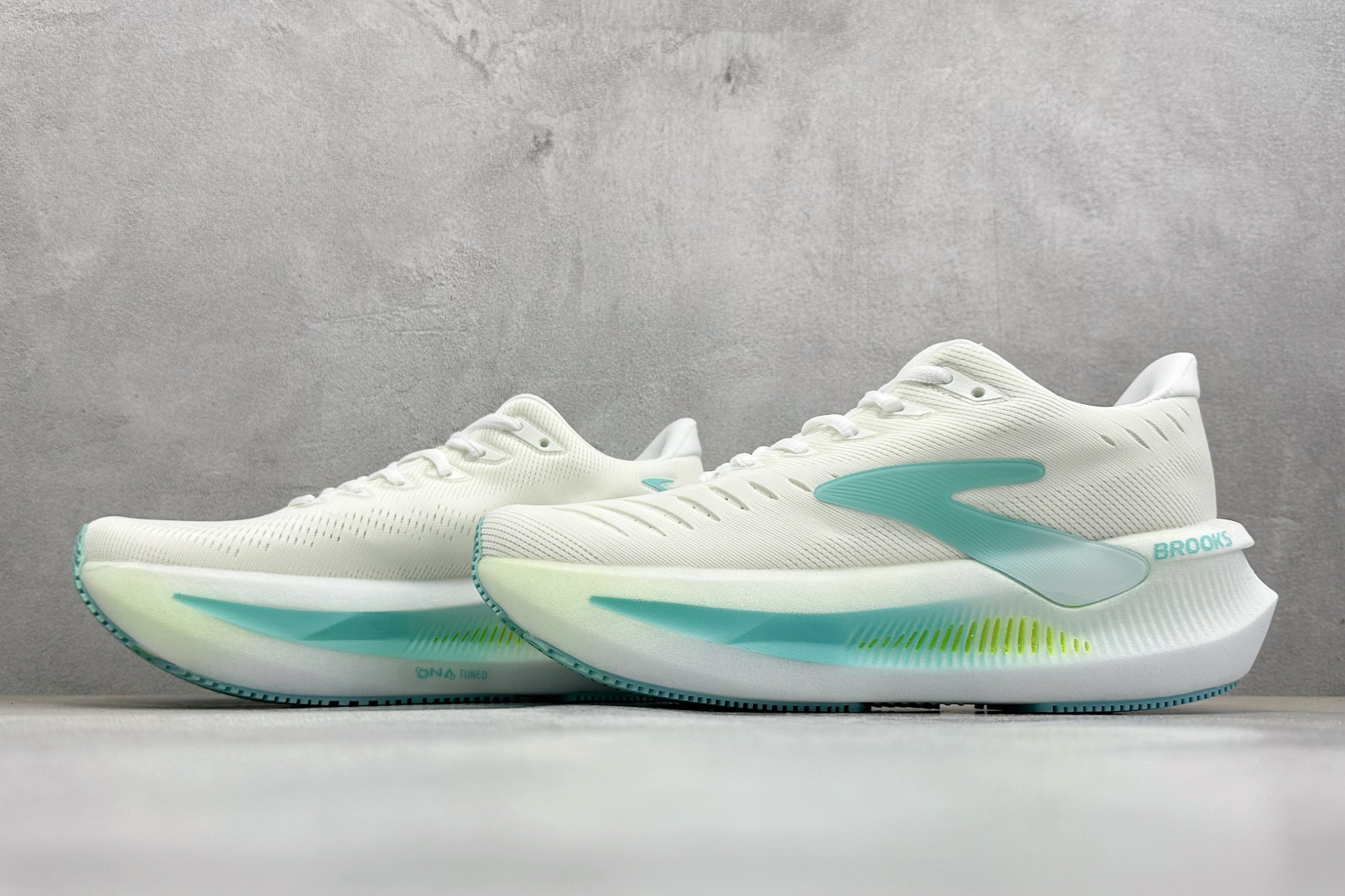 180 Z版Brooks布鲁克斯 Glycerin Max 2 舒适简约防滑耐磨低帮跑步鞋 1104791D120