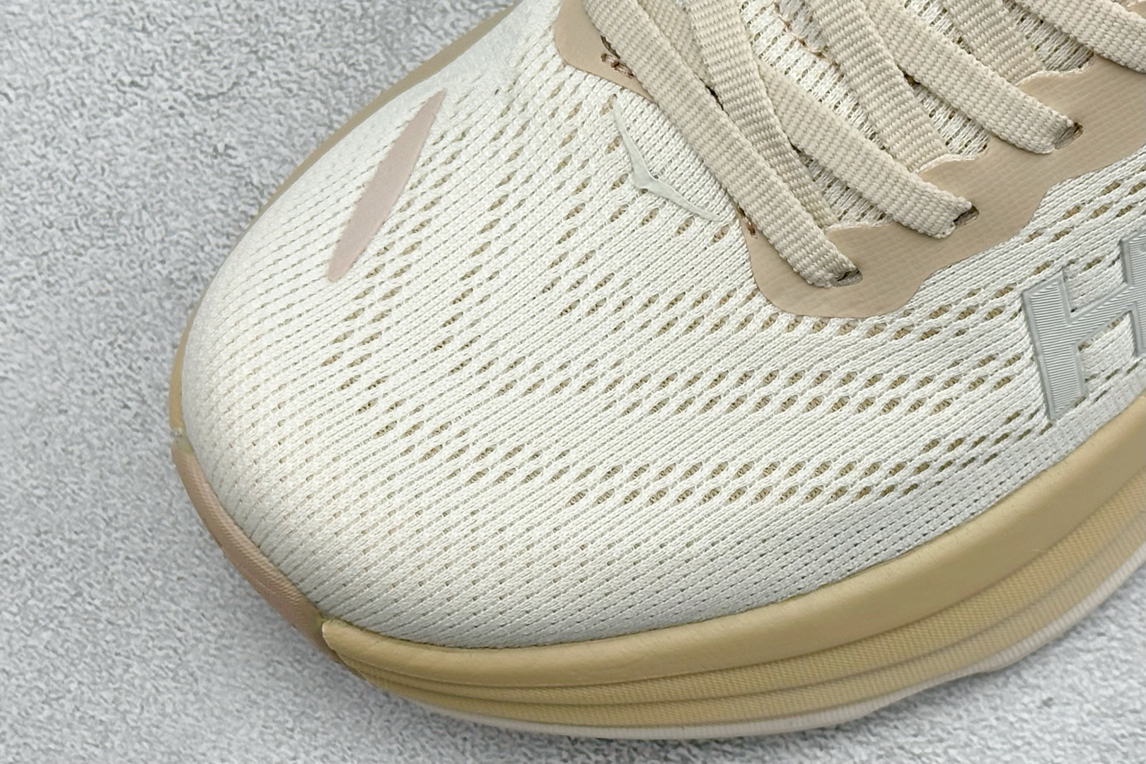 150 ST版HOKA ONE ONE Bondi8轻盈缓震长距离公路织物 低帮休闲城市通勤跑步鞋 1123202/SSEG