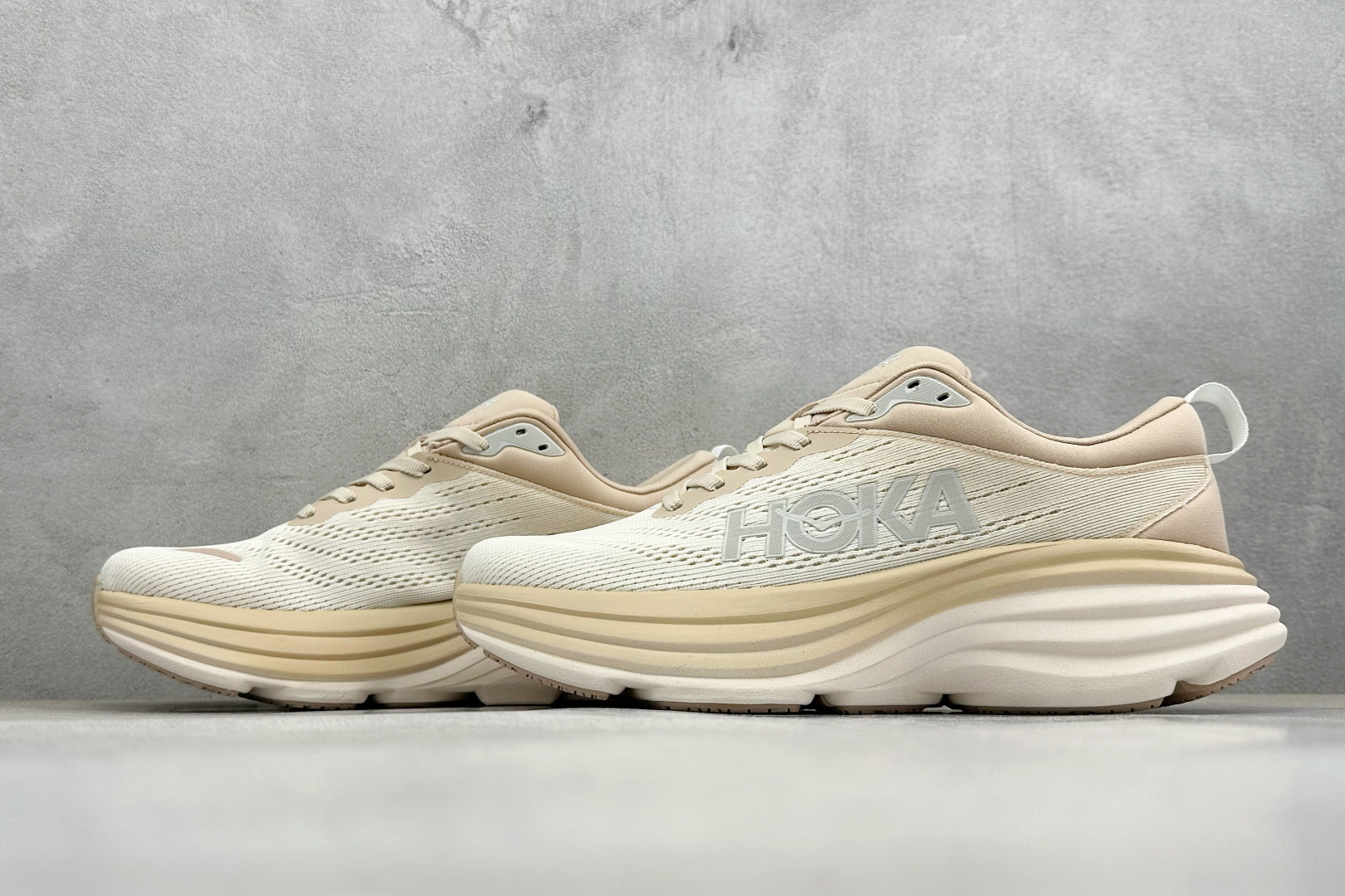 150 ST版HOKA ONE ONE Bondi8轻盈缓震长距离公路织物 低帮休闲城市通勤跑步鞋 1123202/SSEG