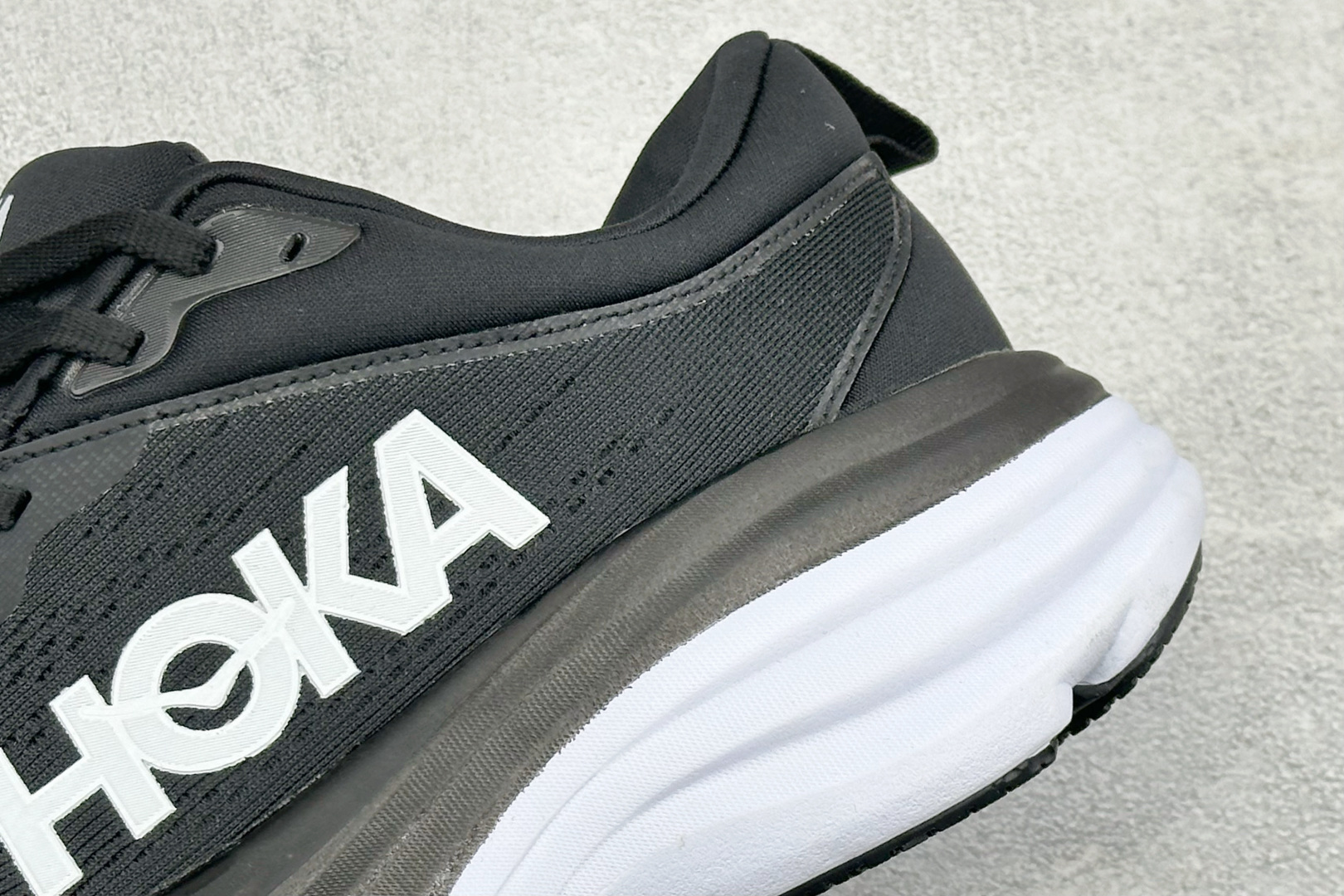 150 ST版HOKA ONE ONE Bondi8轻盈缓震长距离公路织物 低帮休闲城市通勤跑步鞋 1123202/BWHT-Chinese UA Cheap High Quatity Brand Clothes Bags handbags Sneakers wholesale wholesaler seller from China Factory suppliers Fashion Clothing Shoes best Quality Beautiful Price 150 ST版HOKA ONE ONE Bondi8轻盈缓震长距离公路织物 低帮休闲城市通勤跑步鞋 1123202/BWHT