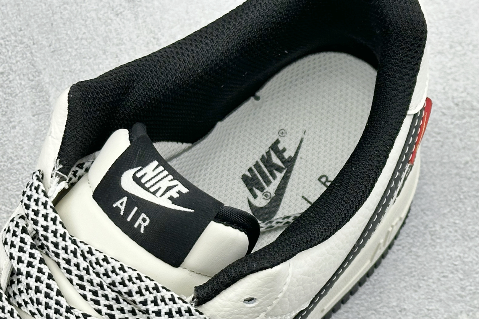 SC版Nike Air Force 1'07 Low 黑白撞色 空军一号低帮休闲板鞋 MM3399-817 SC版Nike Air Force 1'07 Low 黑白撞色 空军一号低帮休闲板鞋 MM3399-817