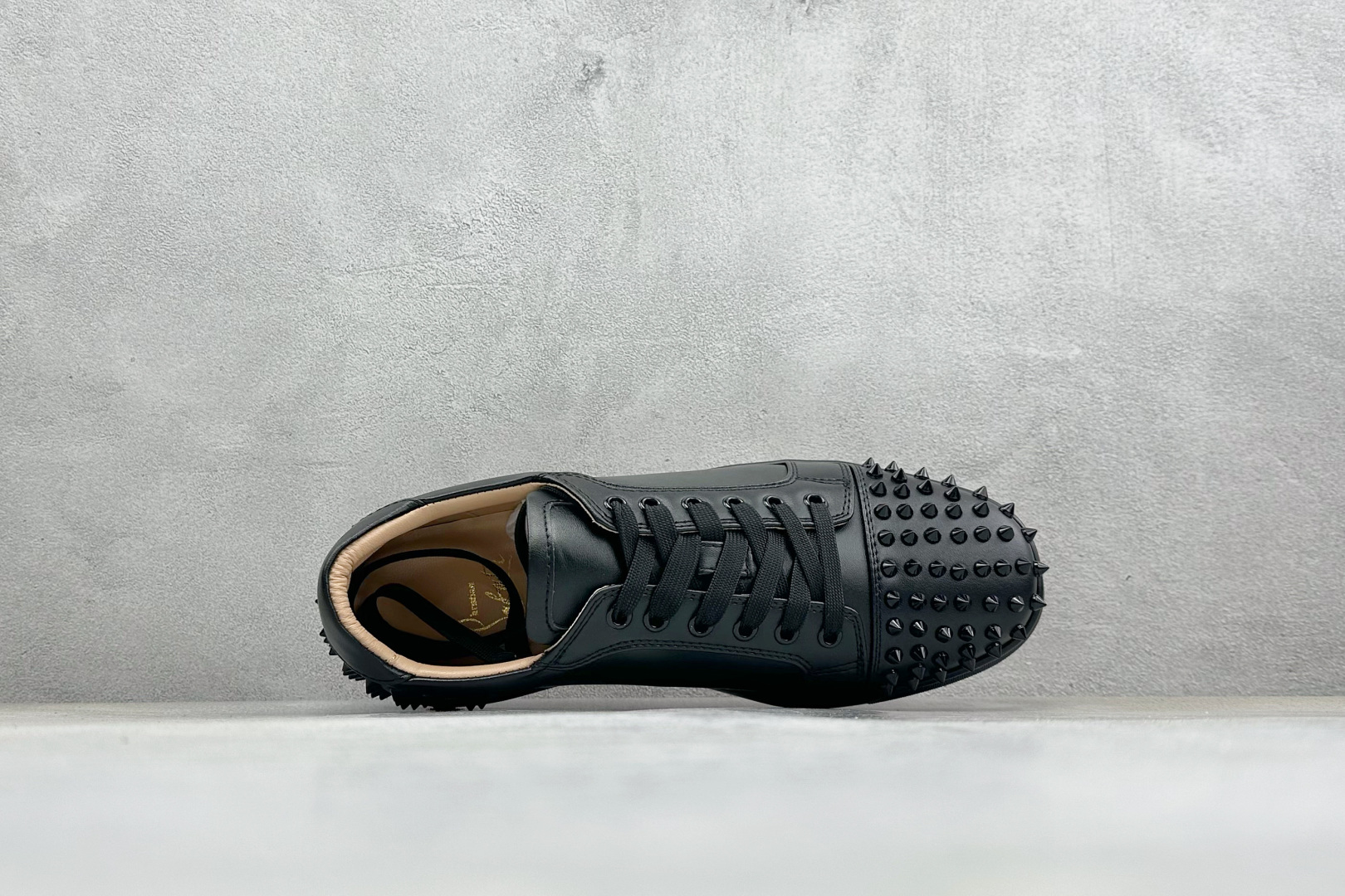 230 CL路铂廷 Louis Junior Spikes 圆头系带 低帮 时尚板鞋