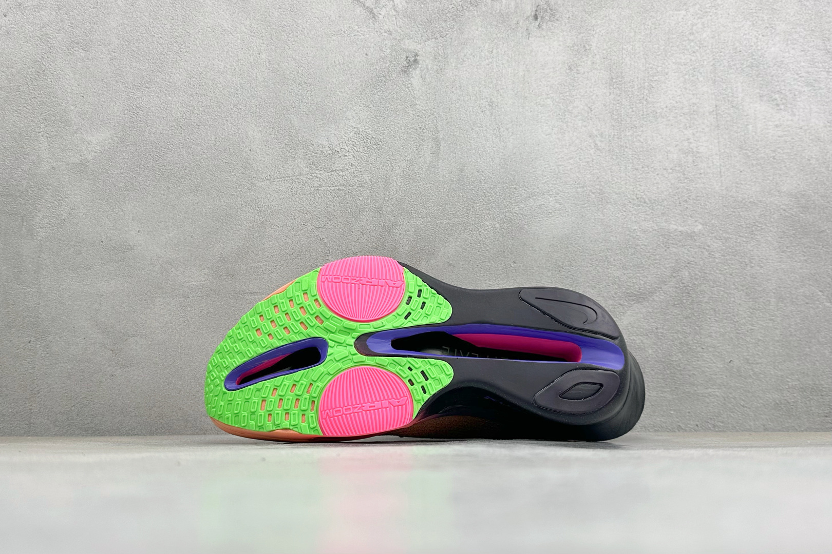 Nike Zoom VaporFly Next% 3 ”Prototype” 全新超级马拉松跑鞋 IO9573-800 Nike Zoom VaporFly Next% 3 ”Prototype” 全新超级马拉松跑鞋 IO9573-800