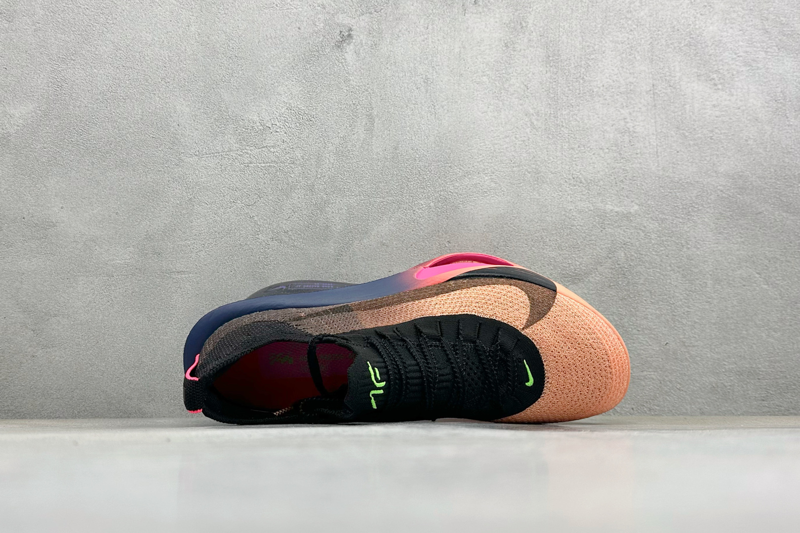 Nike Zoom VaporFly Next% 3 ”Prototype” 全新超级马拉松跑鞋 IO9573-800 Nike Zoom VaporFly Next% 3 ”Prototype” 全新超级马拉松跑鞋 IO9573-800