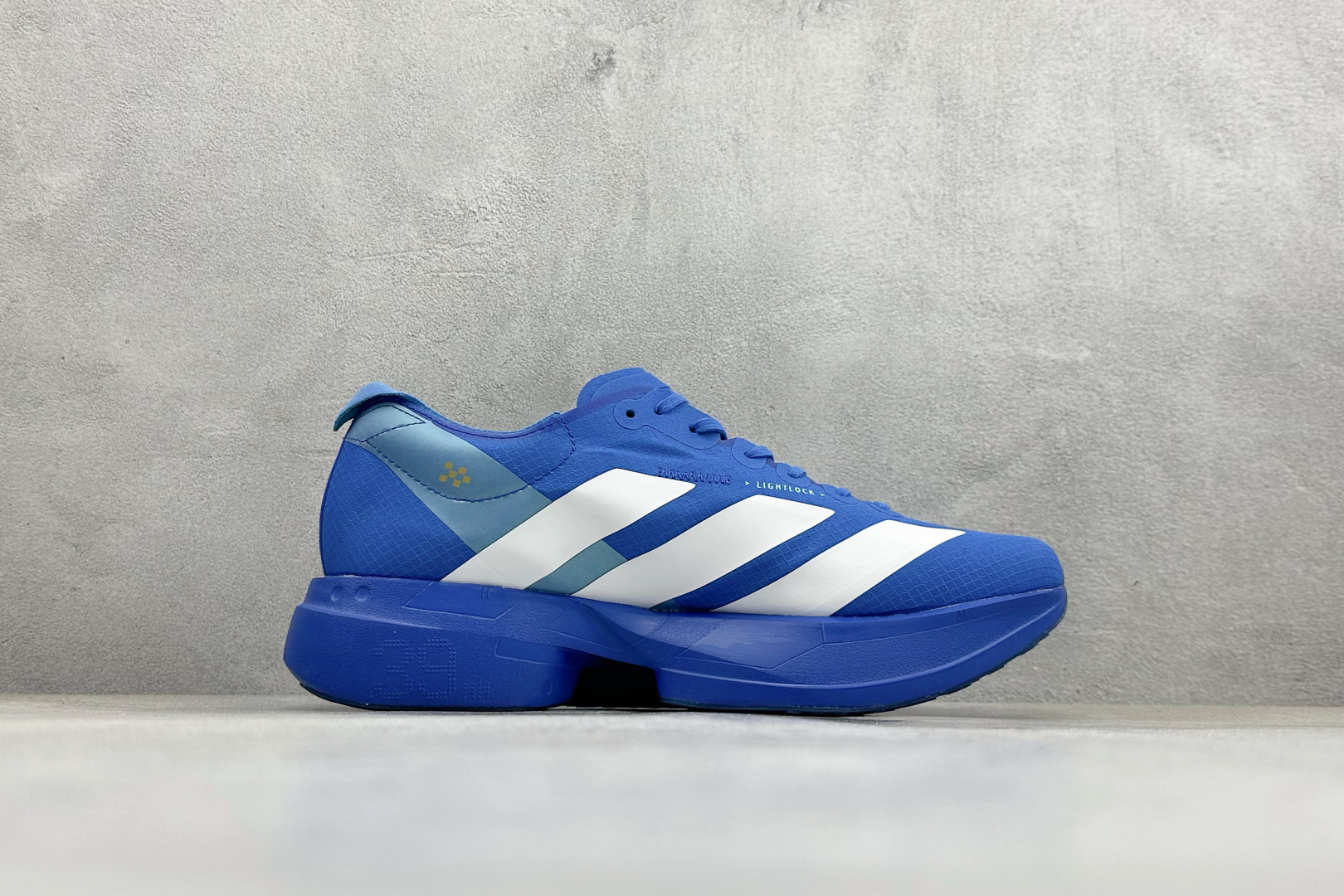 Adidas Adizero Adios 4 M 阿迪透气轻盈低帮跑步鞋 JP6622 Adidas Adizero Adios 4 M 阿迪透气轻盈低帮跑步鞋 JP6622