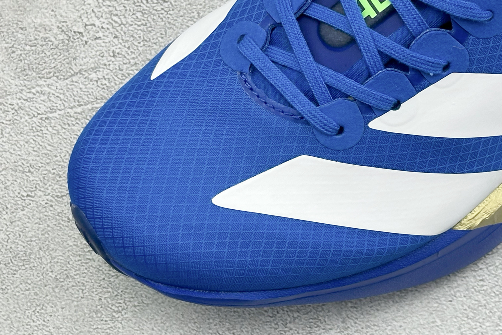 Adidas Adizero Adios 4 M 阿迪透气轻盈低帮跑步鞋 JP6622 Adidas Adizero Adios 4 M 阿迪透气轻盈低帮跑步鞋 JP6622