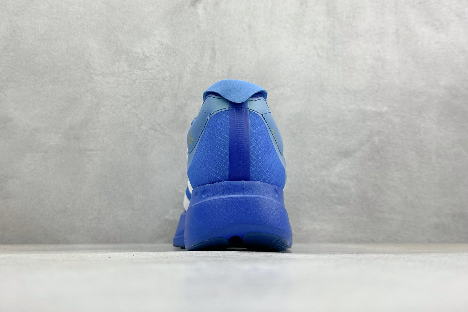Adidas Adizero Adios 4 M 阿迪透气轻盈低帮跑步鞋 JP6622 Adidas Adizero Adios 4 M 阿迪透气轻盈低帮跑步鞋 JP6622
