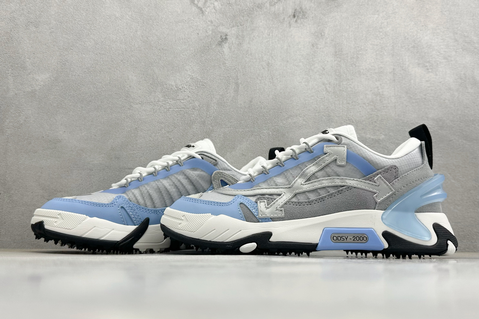 380 S版OFF-WHITE-ODSY 圆头系带 耐磨 低帮生活休闲鞋 OMIA190C99FAB001