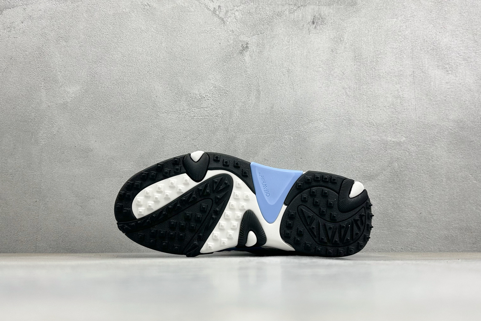 380 S版OFF-WHITE-ODSY 圆头系带 耐磨 低帮生活休闲鞋 OMIA190C99FAB001