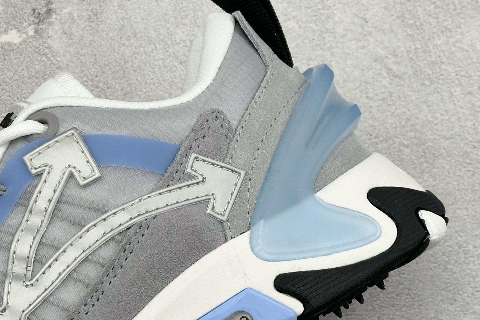 380 S版OFF-WHITE-ODSY 圆头系带 耐磨 低帮生活休闲鞋 OMIA190C99FAB001