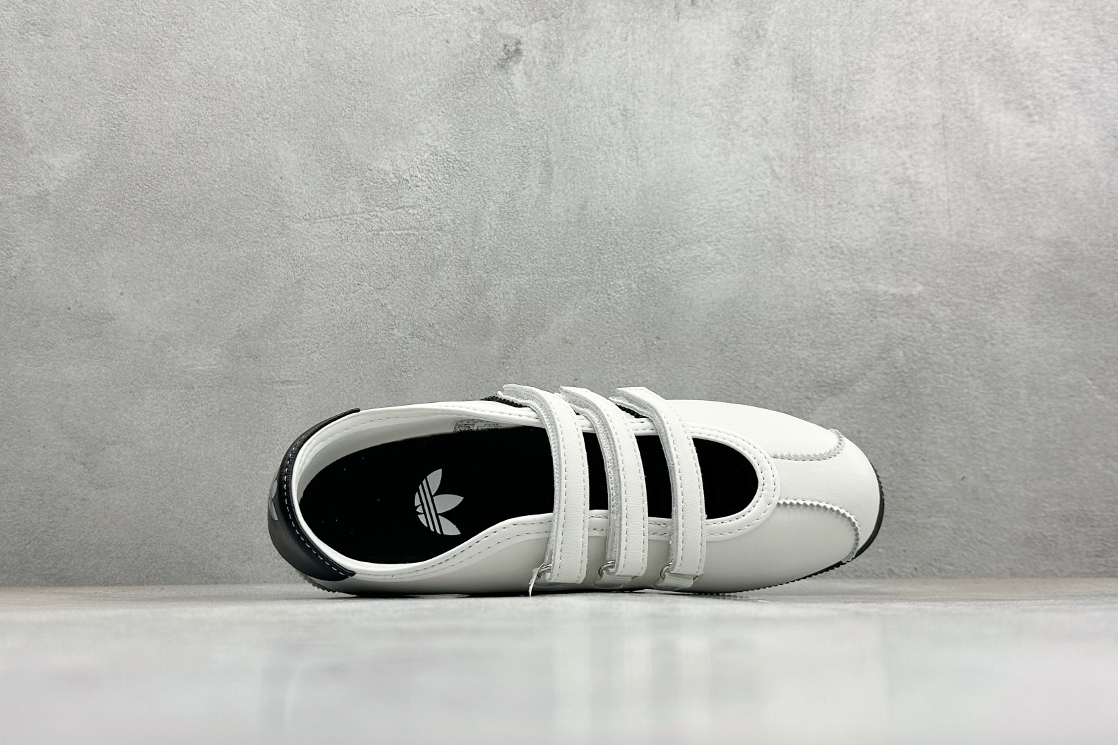 FX版Adidas Originals Anfu Trainers 阿迪达斯 休闲复古 百搭舒适 玛丽珍鞋 KH6225 FX版Adidas Originals Anfu Trainers 阿迪达斯 休闲复古 百搭舒适 玛丽珍鞋 KH6225