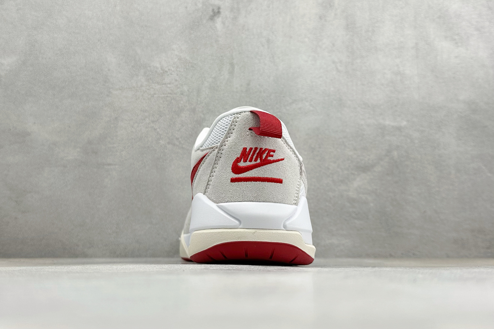 AD版Jordan CMFT ERA 舒适简约低帮运动板鞋 HJ6777-116 AD版Jordan CMFT ERA 舒适简约低帮运动板鞋 HJ6777-116