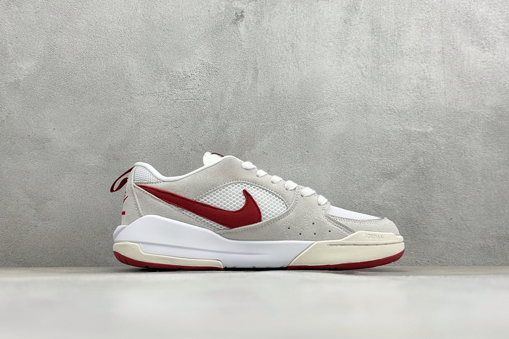 AD版Jordan CMFT ERA 舒适简约低帮运动板鞋 HJ6777-116 AD版Jordan CMFT ERA 舒适简约低帮运动板鞋 HJ6777-116