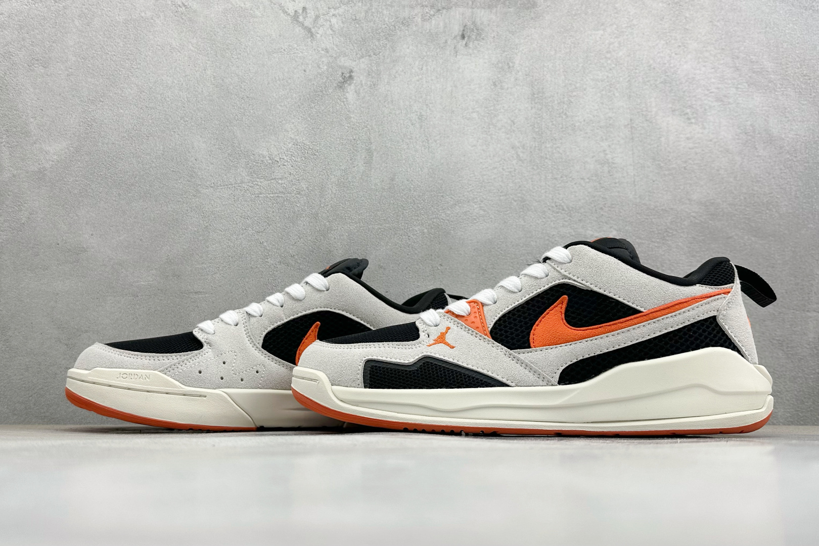 AD版Jordan CMFT ERA 舒适简约低帮运动板鞋 HJ6777-018 AD版Jordan CMFT ERA 舒适简约低帮运动板鞋 HJ6777-018