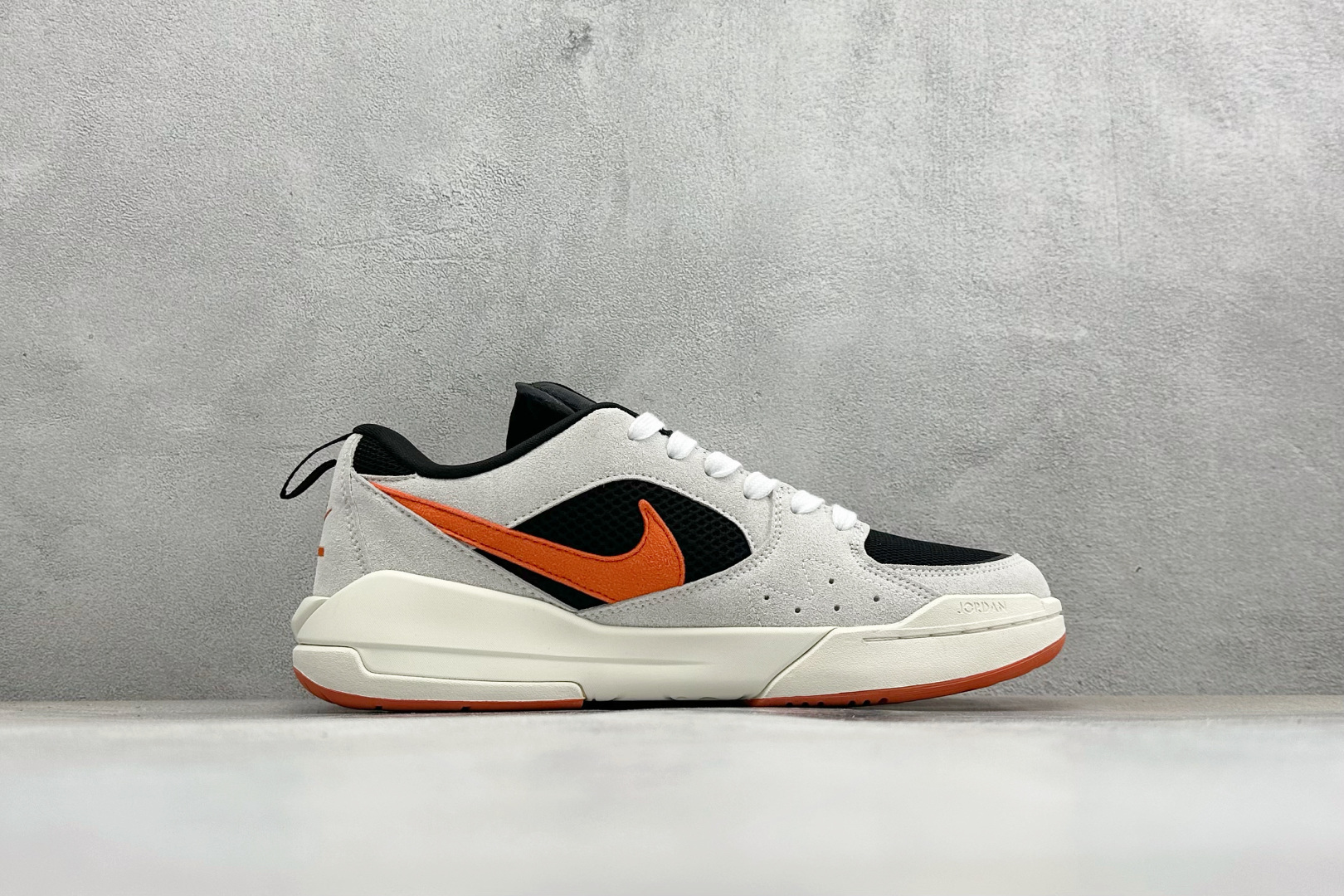 AD版Jordan CMFT ERA 舒适简约低帮运动板鞋 HJ6777-018 AD版Jordan CMFT ERA 舒适简约低帮运动板鞋 HJ6777-018