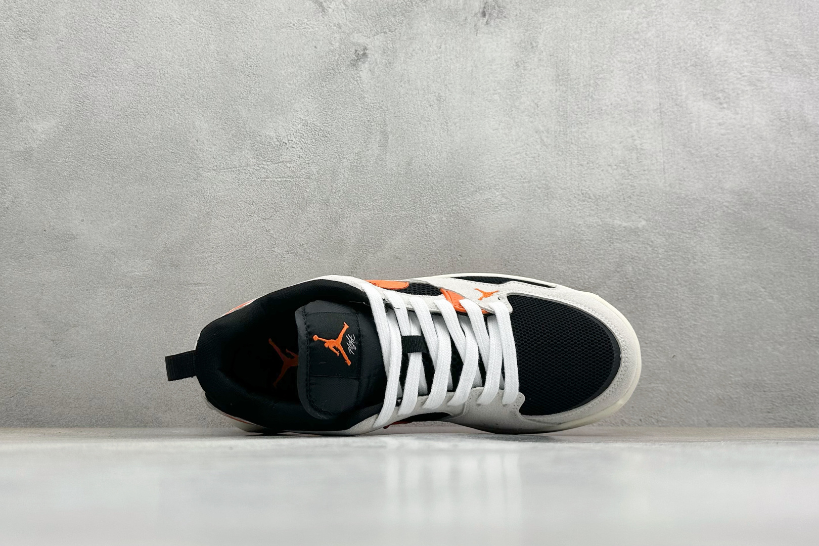 AD版Jordan CMFT ERA 舒适简约低帮运动板鞋 HJ6777-018 AD版Jordan CMFT ERA 舒适简约低帮运动板鞋 HJ6777-018