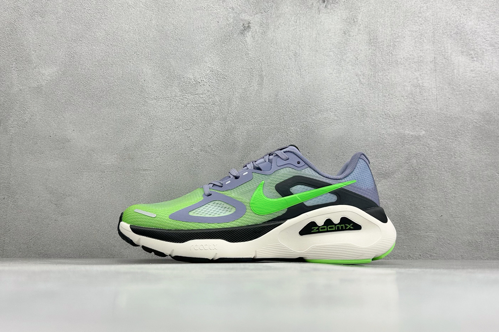 NIKE STRUCTURE PLUS 耐克 舒适减震防滑 低帮跑步鞋全掌ReactX泡绵中底 前掌和后