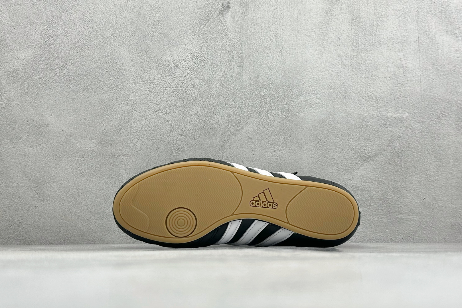 Adidas originals Taekwondo Low 跆拳道系列低帮经典复古薄底休闲运动舒适训练慢跑鞋 JQ4775