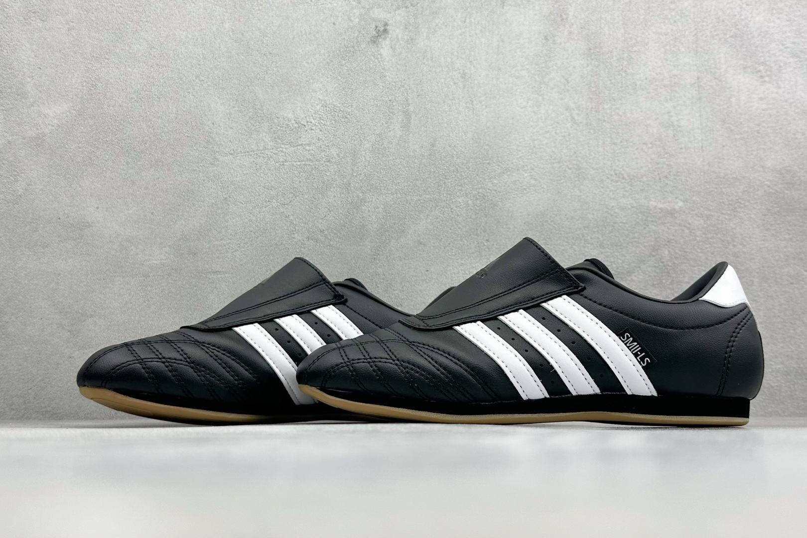 Adidas originals Taekwondo Low 跆拳道系列低帮经典复古薄底休闲运动舒适训练慢跑鞋 JQ4775