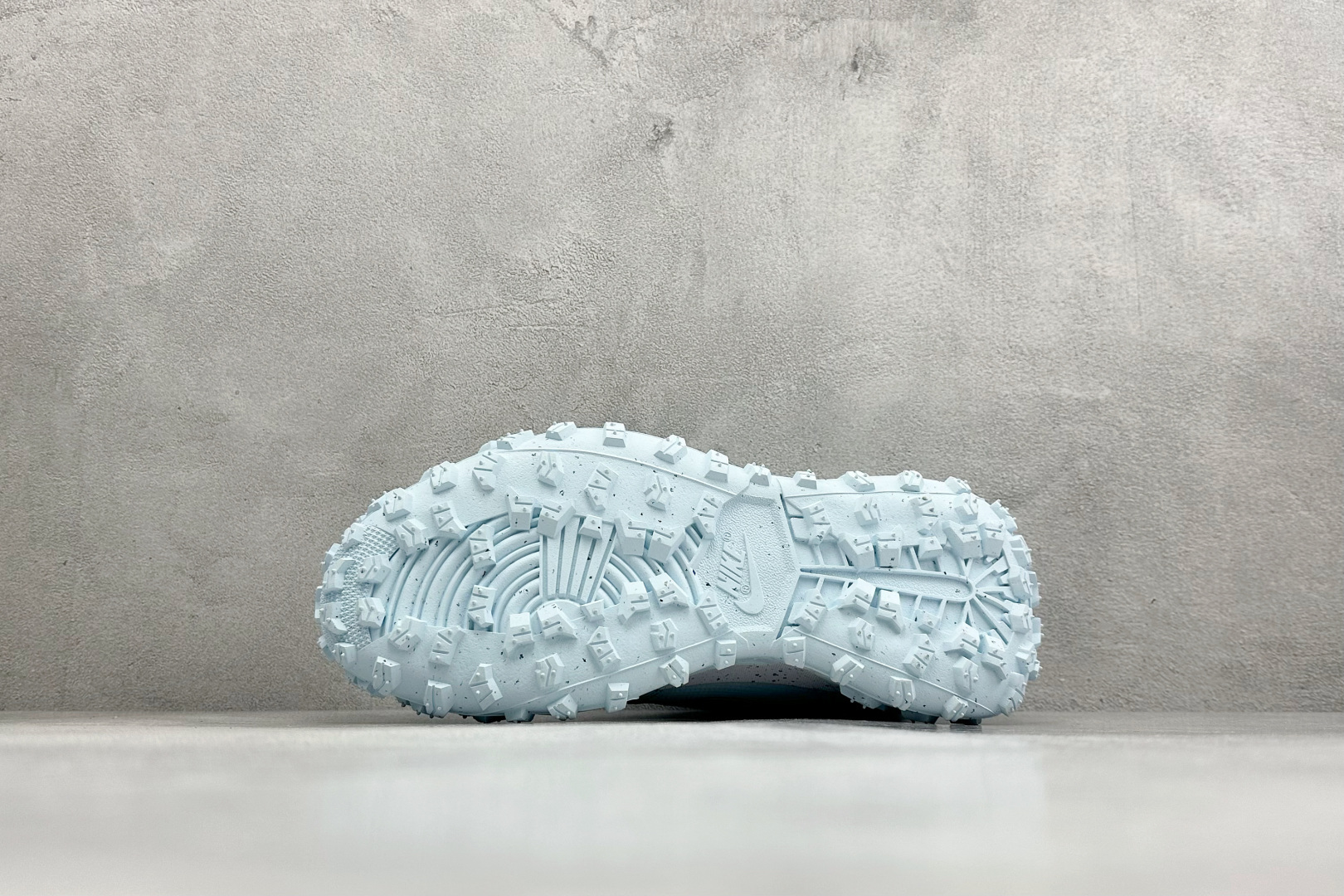 Jordan Air Jordan 1 Element Gore-Tex 低帮跑步鞋 FV4227-400 Jordan Air Jordan 1 Element Gore-Tex 低帮跑步鞋 FV4227-400
