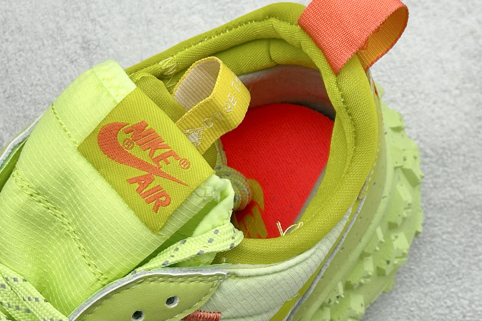 Jordan Air Jordan 1 Element Gore-Tex 低帮跑步鞋 Air Jordan 1 Low Element Gore-Tex “Medium Olive” FV4227-700 Jordan Air Jordan 1 Element Gore-Tex 低帮跑步鞋 Air Jordan 1 Low Element Gore-Tex “Medium Olive” FV4227-700