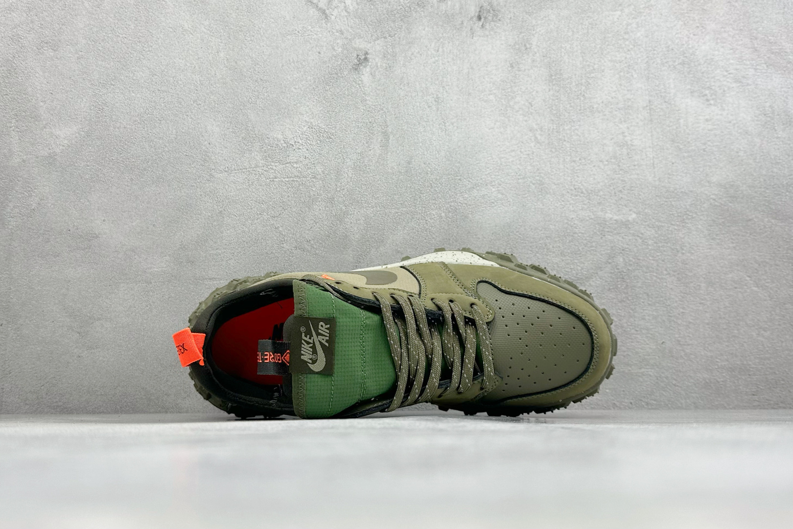 Jordan Air Jordan 1 Element Gore-Tex 低帮跑步鞋 Air Jordan 1 Low Element Gore-Tex “Medium Olive” FV4227-201 Jordan Air Jordan 1 Element Gore-Tex 低帮跑步鞋 Air Jordan 1 Low Element Gore-Tex “Medium Olive” FV4227-201