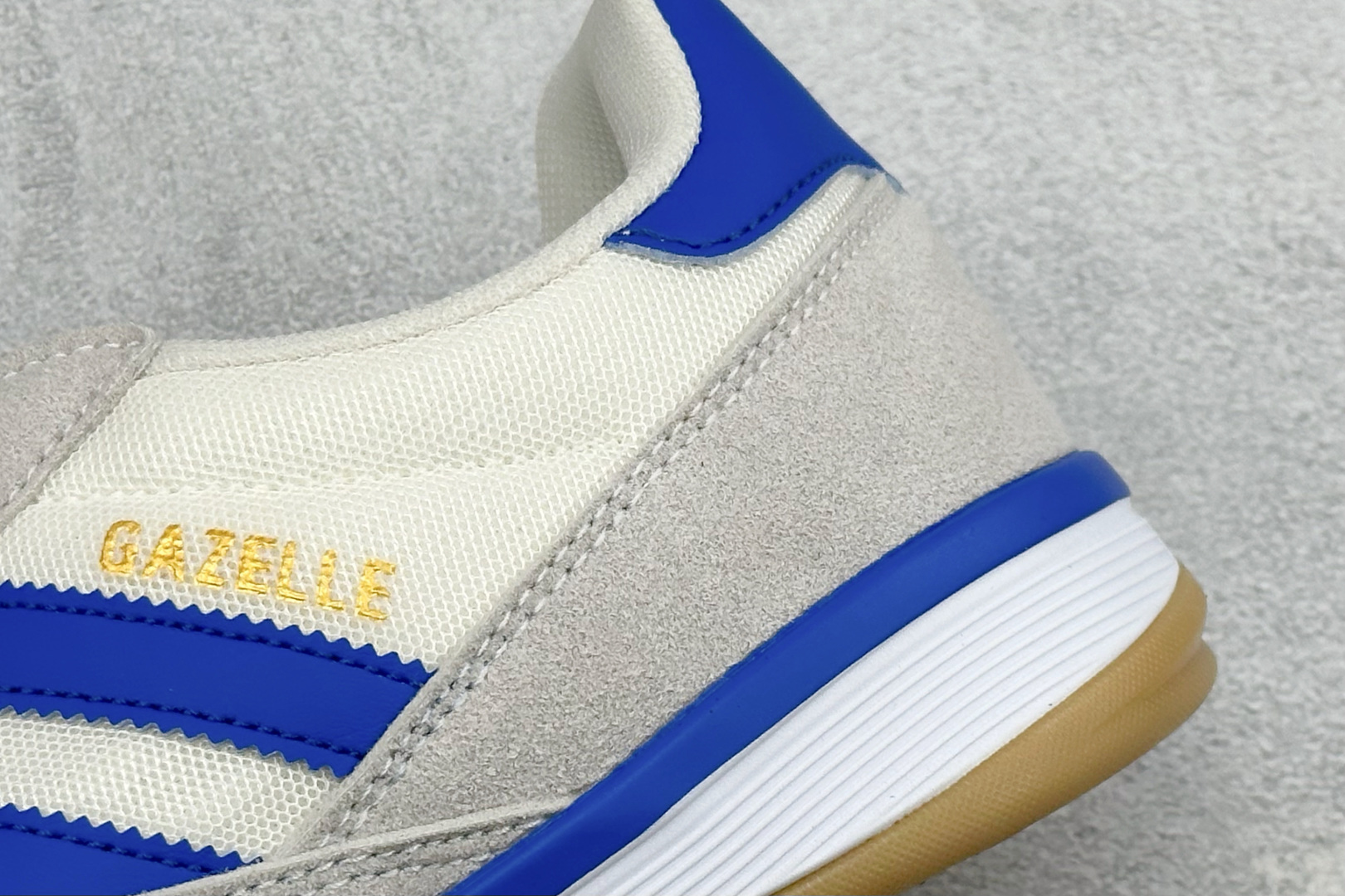 Adidas Originals BerMuda 三叶草复古休闲防滑耐磨低帮板鞋 JR3839 Adidas Originals BerMuda 三叶草复古休闲防滑耐磨低帮板鞋 JR3839