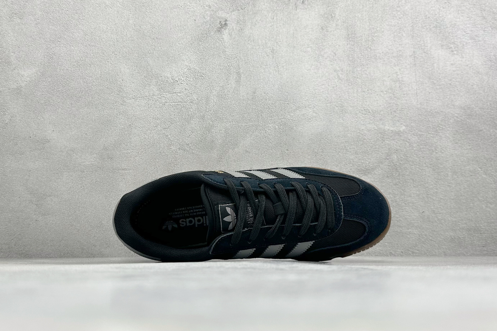 Adidas Originals BerMuda 三叶草复古休闲防滑耐磨低帮板鞋 JQ0886 Adidas Originals BerMuda 三叶草复古休闲防滑耐磨低帮板鞋 JQ0886