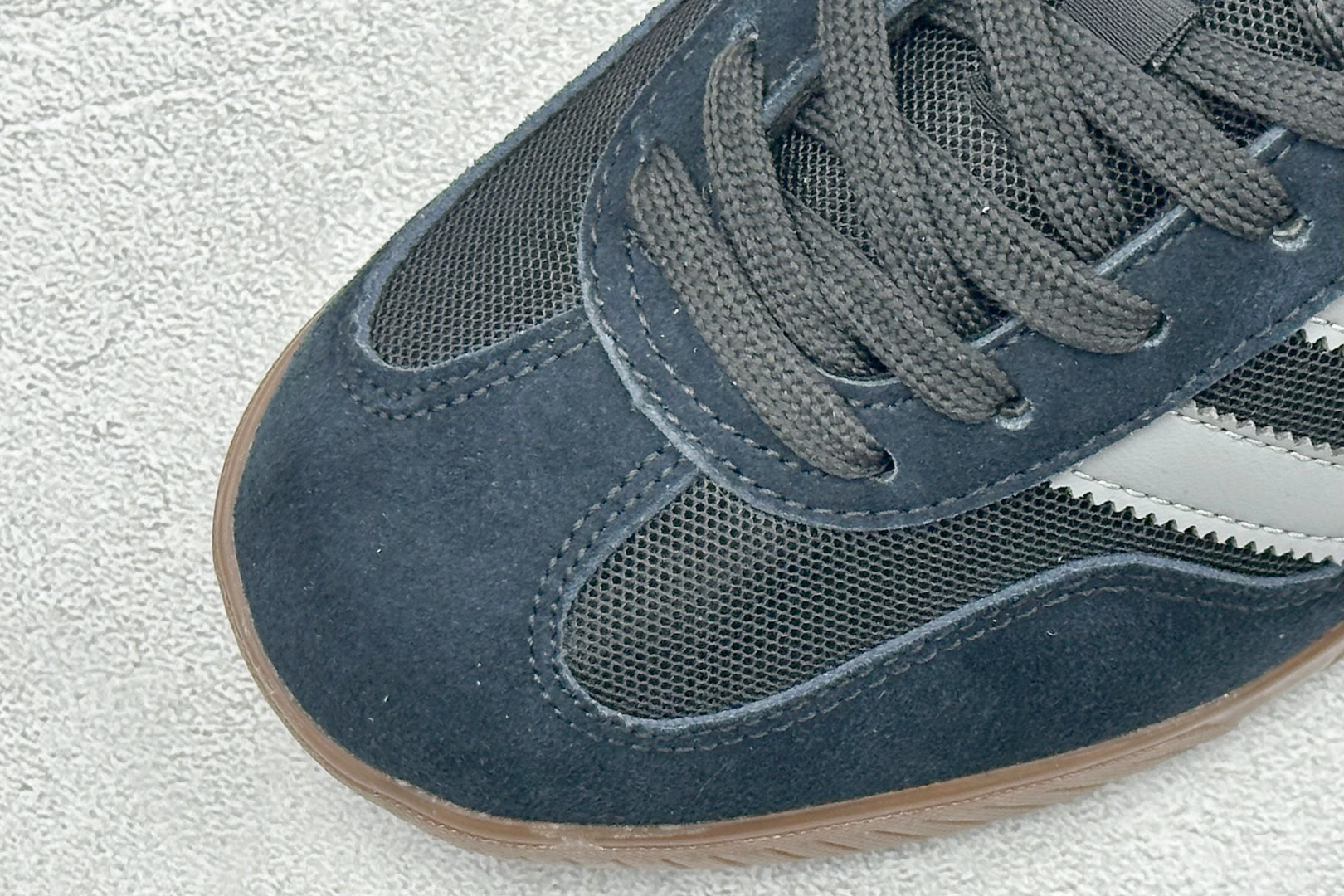 Adidas Originals BerMuda 三叶草复古休闲防滑耐磨低帮板鞋 JQ0886 Adidas Originals BerMuda 三叶草复古休闲防滑耐磨低帮板鞋 JQ0886