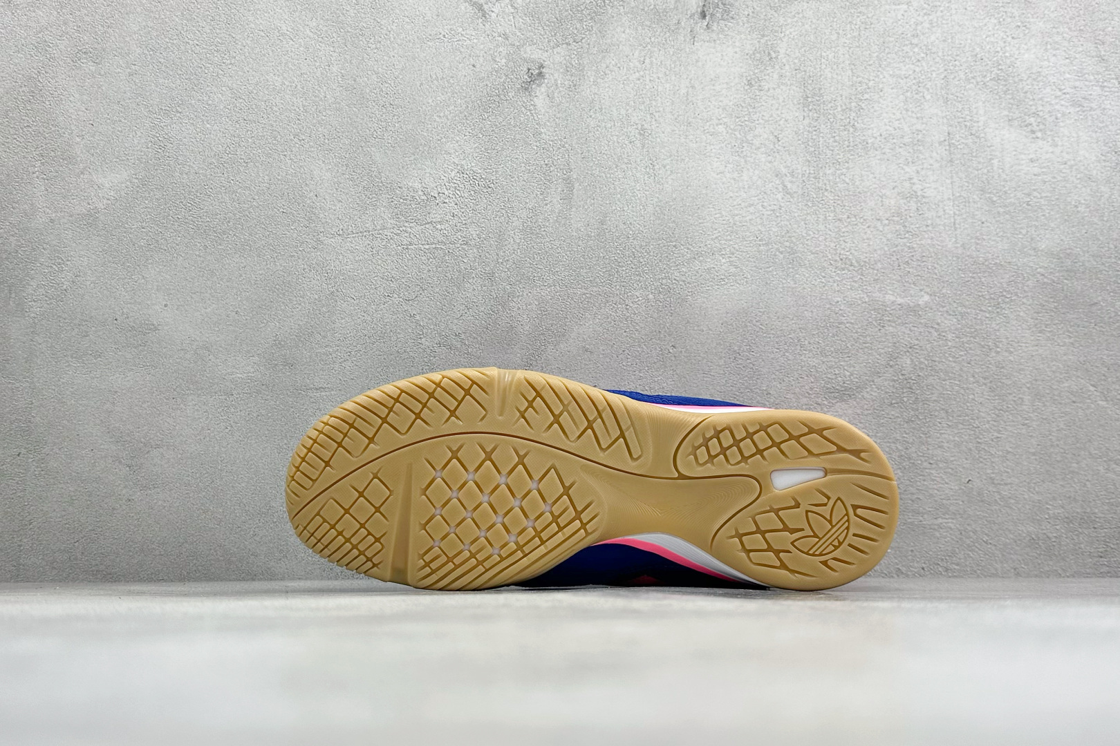 Adidas Originals BerMuda 三叶草复古休闲防滑耐磨低帮板鞋 JR3838 Adidas Originals BerMuda 三叶草复古休闲防滑耐磨低帮板鞋 JR3838