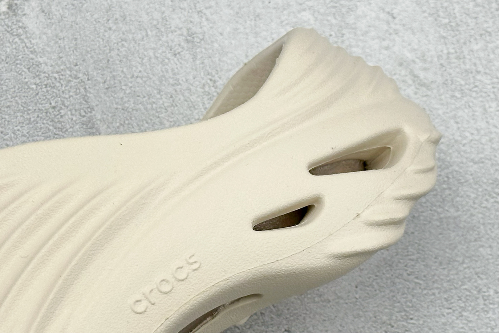 120 K版Crocs Classic Cl卡洛驰 旋风波波 205089-066