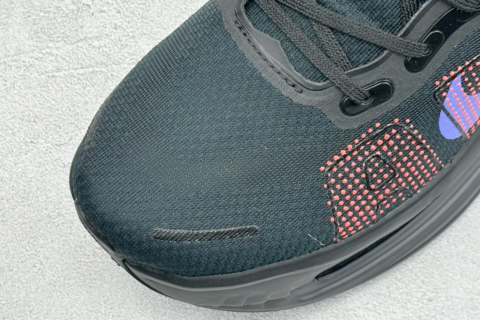 GS版Nike VOMERO PREMIUM 耐克 舒适减震防滑 低帮跑步鞋 全掌ReactX泡绵中底 HM5973-002 GS版Nike VOMERO PREMIUM 耐克 舒适减震防滑 低帮跑步鞋 全掌ReactX泡绵中底 HM5973-002