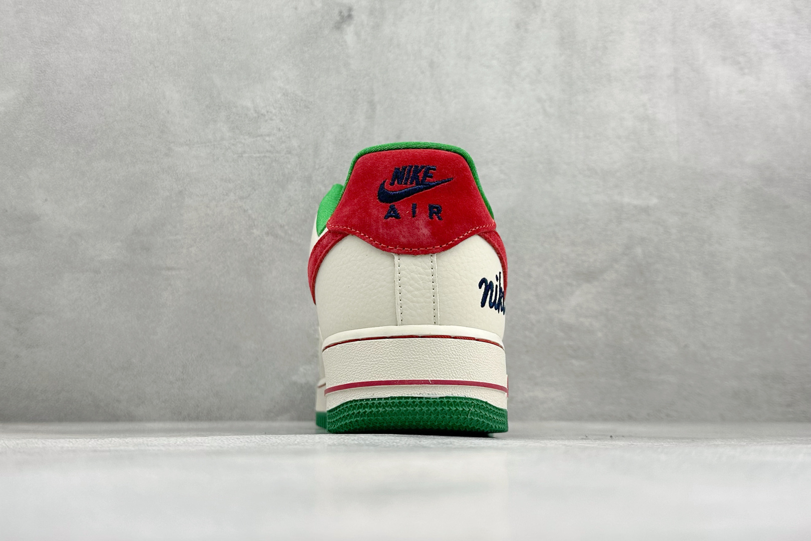 SC版Nike Air Force 1'07 Low 米红绿意 空军一号低帮休闲板鞋 FV3694-108 SC版Nike Air Force 1'07 Low 米红绿意 空军一号低帮休闲板鞋 FV3694-108