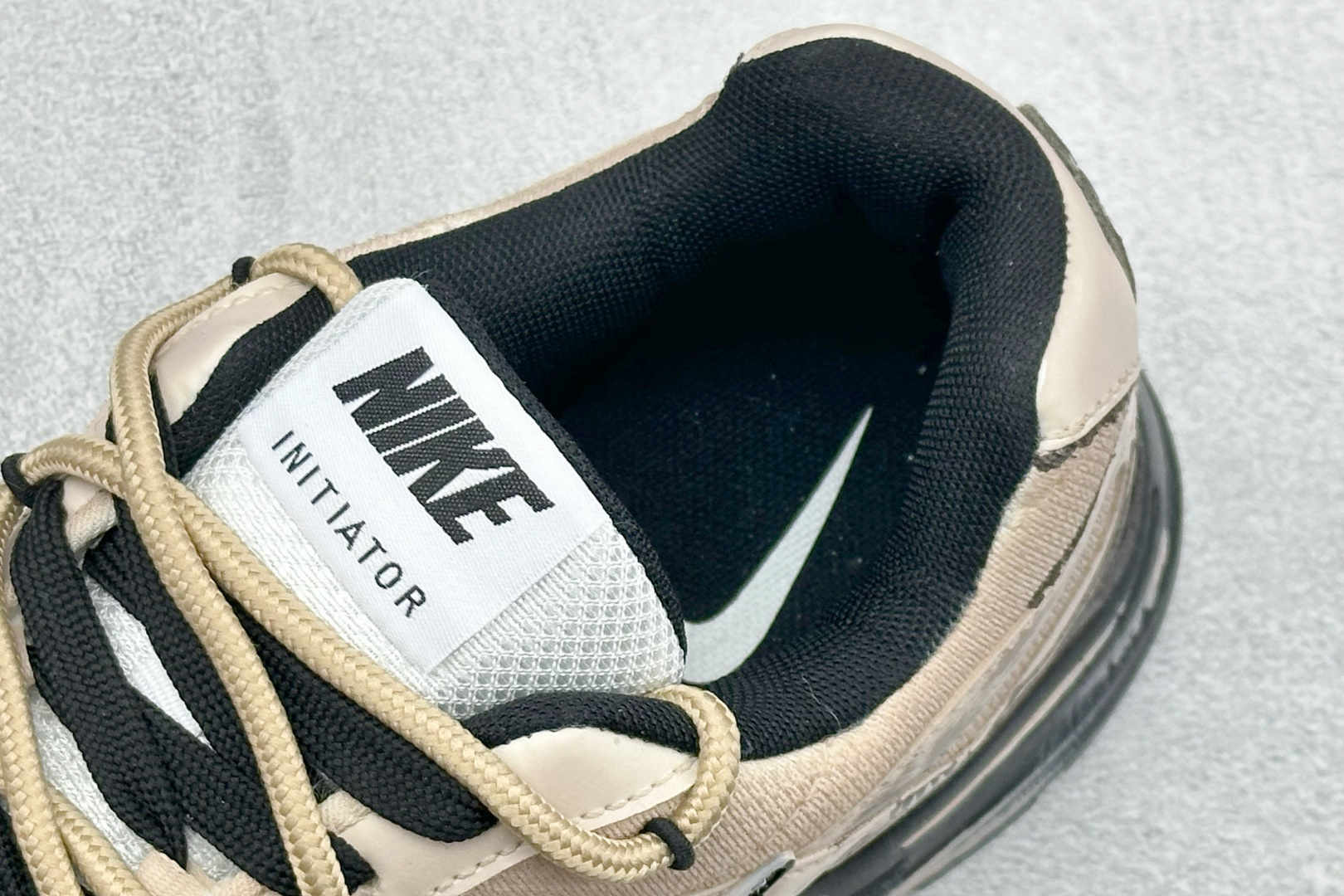 NIKE INITIATOR创始者系列复古休闲运动舒适跑鞋 394055-100