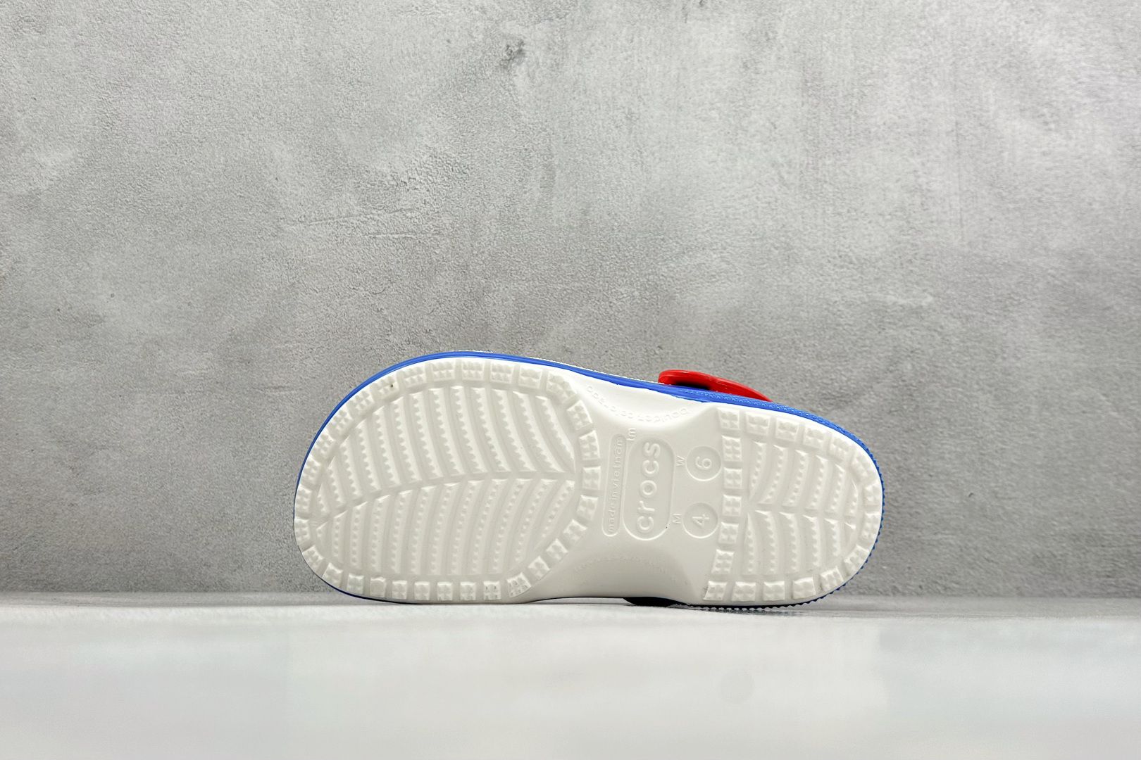 120 原装 Crocs卡洛驰 卡通拖鞋 206750-100