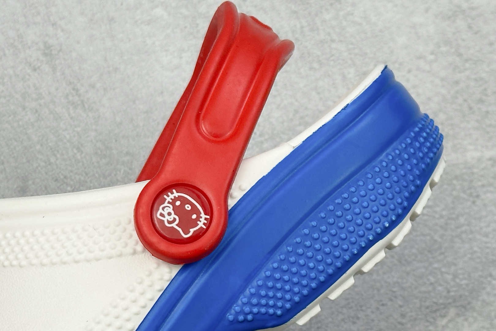 120 原装 Crocs卡洛驰 卡通拖鞋 206750-100