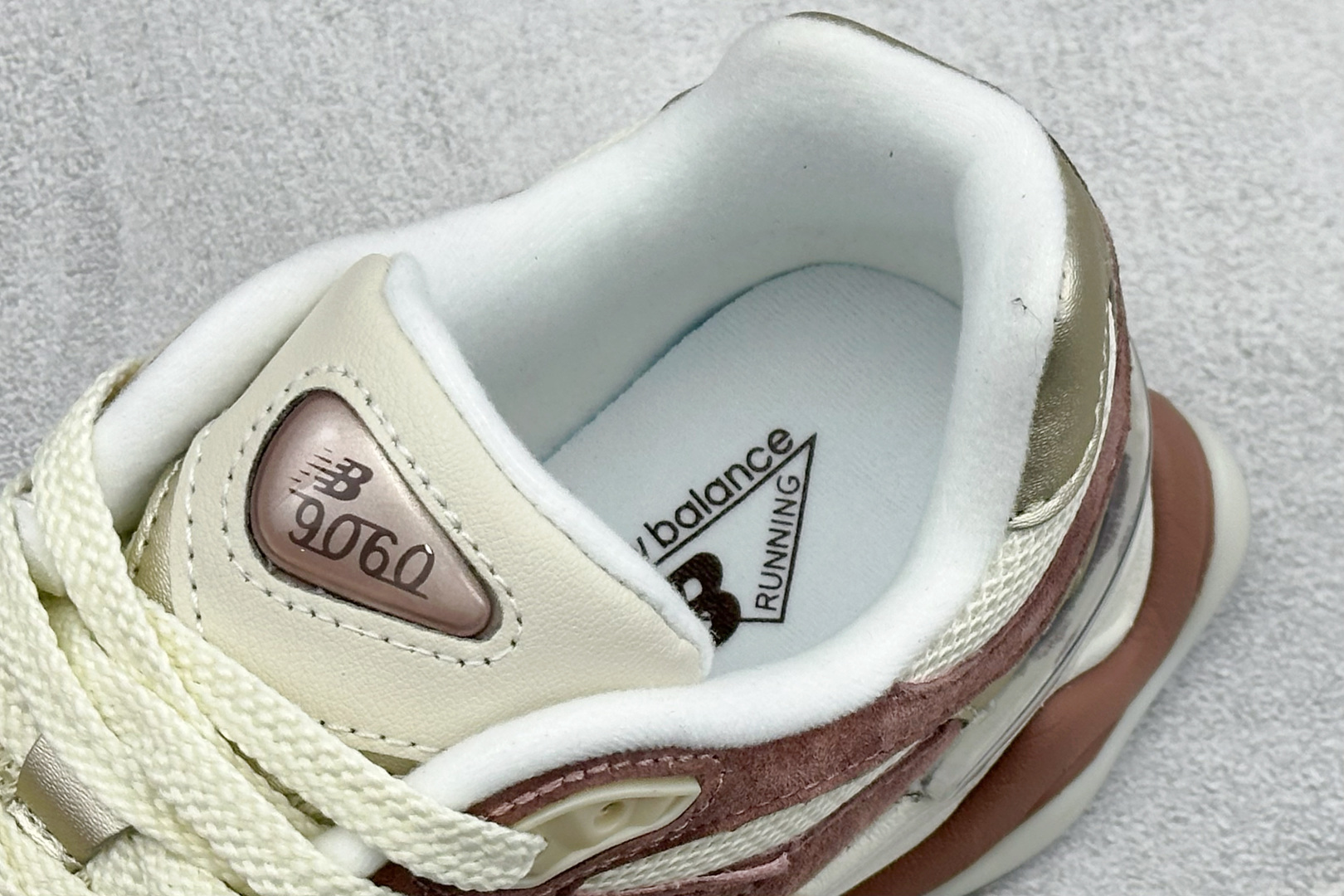 210 New Balance 9060系列 新百伦 复古休闲运动慢跑鞋 U9060ERP-Chinese UA Cheap High Quatity Brand Clothes Bags handbags Sneakers wholesale wholesaler seller from China Factory suppliers Fashion Clothing Shoes best Quality Beautiful Price 210 New Balance 9060系列 新百伦 复古休闲运动慢跑鞋 U9060ERP