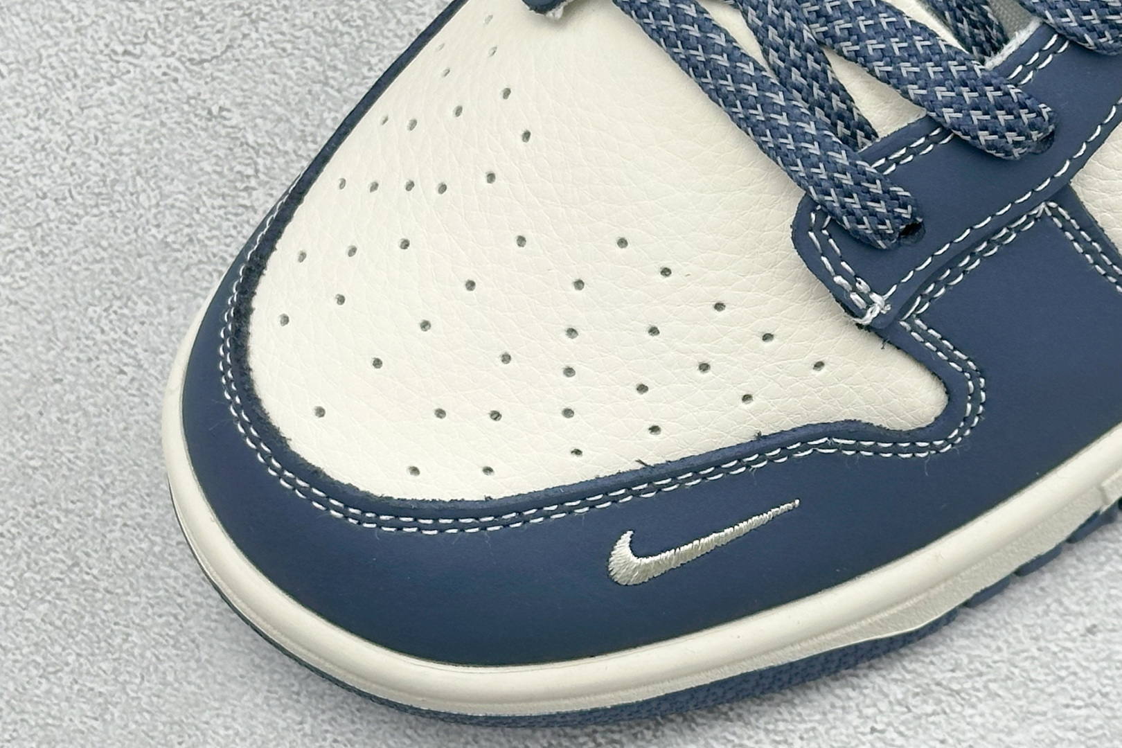 Nike SB Dunk Low“ 北面联名——水墨蓝” 周年高端定制 低帮休闲板鞋 DG2025-003-Top High Quatity Cheap Sneakers Fashion Clothing Clothes Bags handbags Shoes of all Brand wholesale With The best Quality And Beautiful Price from China Factory Chinese suppliers wholesaler seller Nike SB Dunk Low“ 北面联名——水墨蓝” 周年高端定制 低帮休闲板鞋 DG2025-003